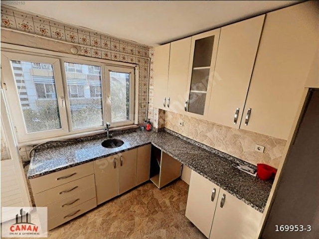 CANAN EMLAKTAN MÜKEMMEL KONUMDA ASANSÖRLÜ BİNADA 3+1 DAİRE - Görsel 23