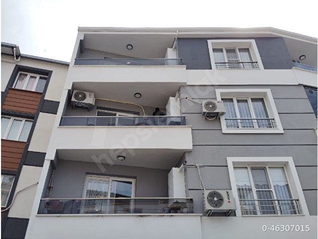 YENİ GARAJ YANINDA SATILIK DAİRE