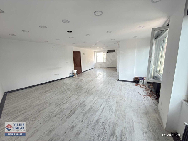 mecidiyeköyde kiralık 150m2 Trump AVM yanında 2+1 ofis - Görsel 25