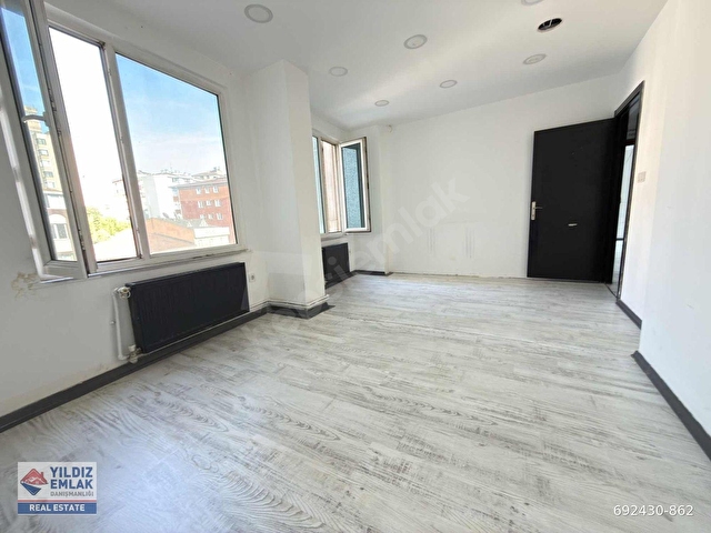 mecidiyeköyde kiralık 150m2 Trump AVM yanında 2+1 ofis - Görsel 30