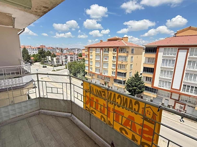 CANCANDAN GAZİ MAHALLESİNDE DAĞ MANZARALI GARAJLI DAİRE