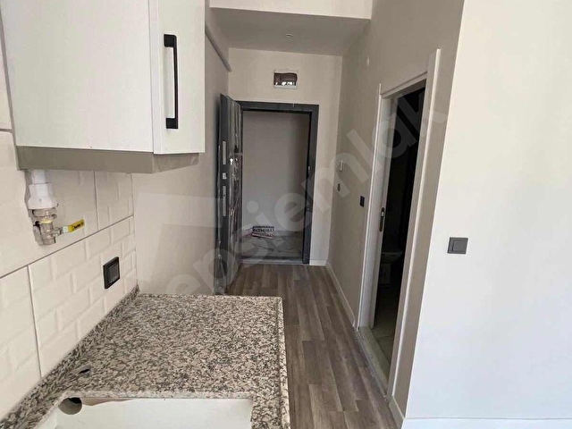 ÇARŞIYA TTM YE ÇOK YAKIN SATILIK 1/1 DAİRE - Görsel 13