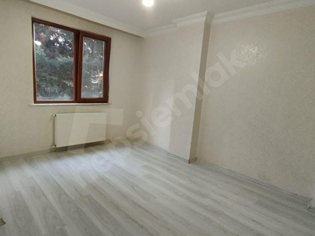 CUMHURİYET MAH.CUMHURİYET PARKIN HEMEN YANINDA GENİŞ 150 m2 3+1 - Görsel 4