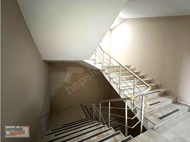 ŞEHİR MERKEZİNDE TÜM FATURALAR DAHİL KİRALIK 1+1 DAİRELER - Görsel 23