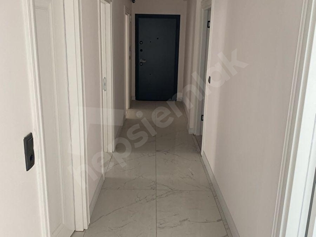 İskanı alınmış yerden ısıtmalı sıfır lüks 3+1 daire - Görsel 9