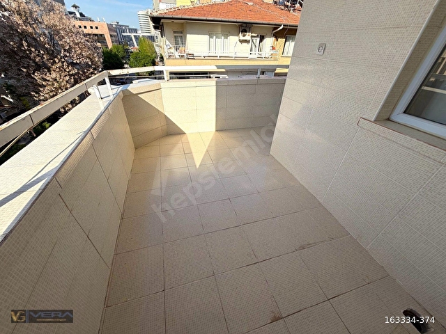 DEĞİRMİÇEMDE MERKEZİ KONUMDA GENİŞ 3+1 SATILIK DAİRE 137 M² NET - Görsel 19