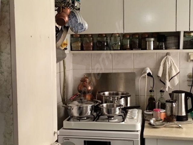 ACIBADEM ŞEMİ BEY SOKAKTA 2+1 SATILIK DAİRE - Görsel 9