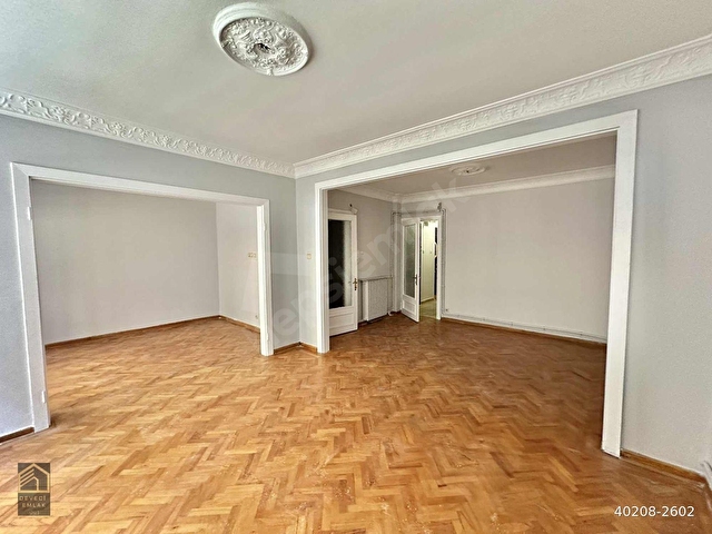 ŞİŞLİ MERKEZDE KOCAMANSUR SOKAKTA 3+1 KOMBİLİ KİRALIK DAİRE - Görsel 11
