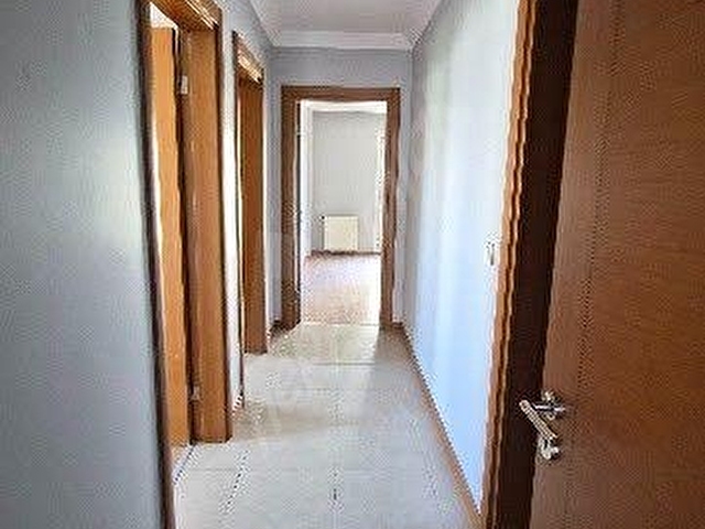 Küçükçekmece Atakent Güneşpark 1 Evlerinde Boş Satılık 4+1 196m2 Daire - Görsel 30