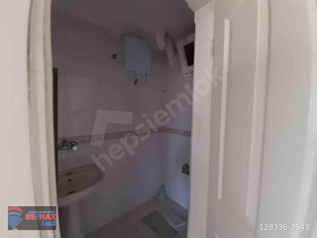 RE/MAX İNCİDEN TOYGAR MAH. ŞEHİR MANZARALI 3+1 KİRALIK DAİRE - Görsel 11