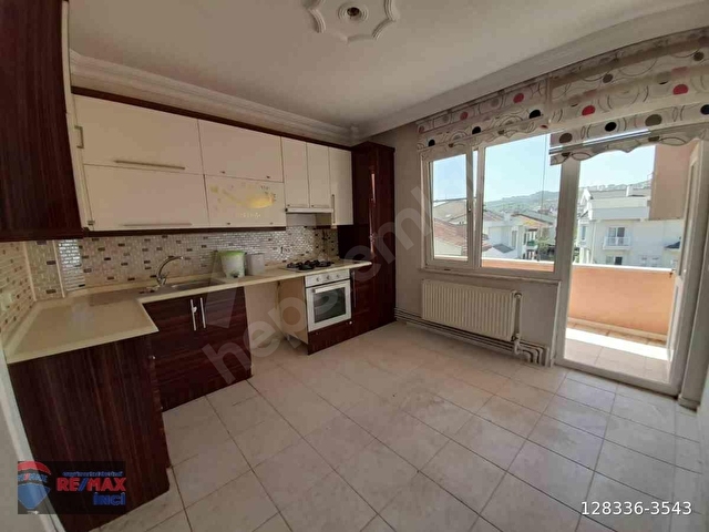 RE/MAX İNCİDEN TOYGAR MAH. ŞEHİR MANZARALI 3+1 KİRALIK DAİRE - Görsel 13