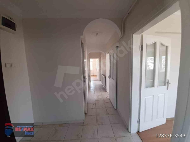 RE/MAX İNCİDEN TOYGAR MAH. ŞEHİR MANZARALI 3+1 KİRALIK DAİRE - Görsel 30
