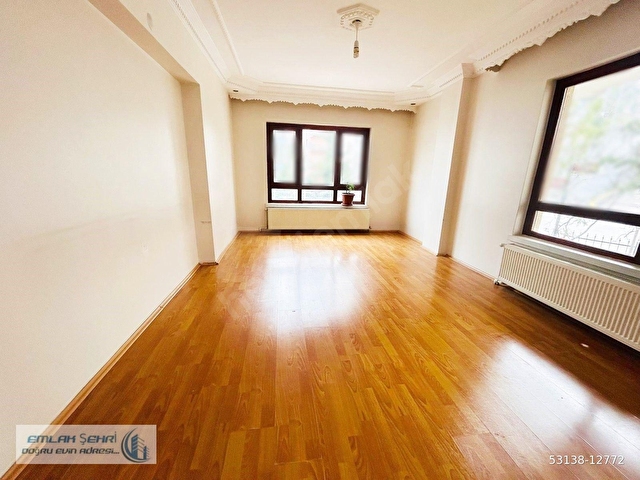 FAHRİ KORUTÜRK CADDE YAKINI 2+1 DAİRE