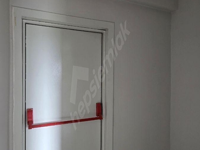 T.BAŞI BLV SEVENLER PASTANESİ ARKASI 3+1+Ç.BANYO SİTEde CAZİP - Görsel 23