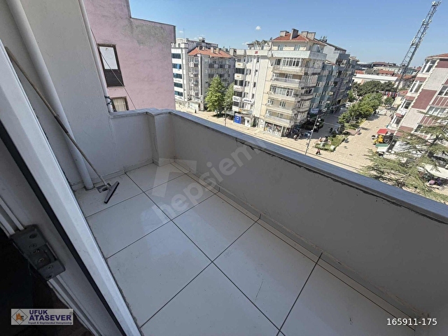 UFUKATASEVER GAYRİMENKULDEN ÇARŞİ MERKEZDE KİRALIK DAİRE - Görsel 11