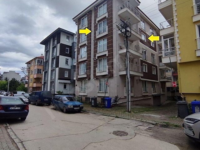 Bolu KARAMANLI Mah. D100 Yakını Ara Kat 1+1 Eşyalı Kiralık Daire
