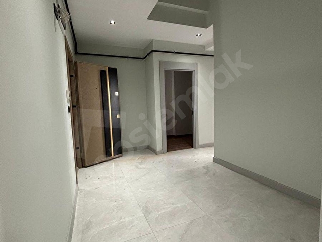 KAHVECİ GYMDEN GÖL VE DENİZ MANZARALI 3+2 DUBLEKS DAİRE - Görsel 7