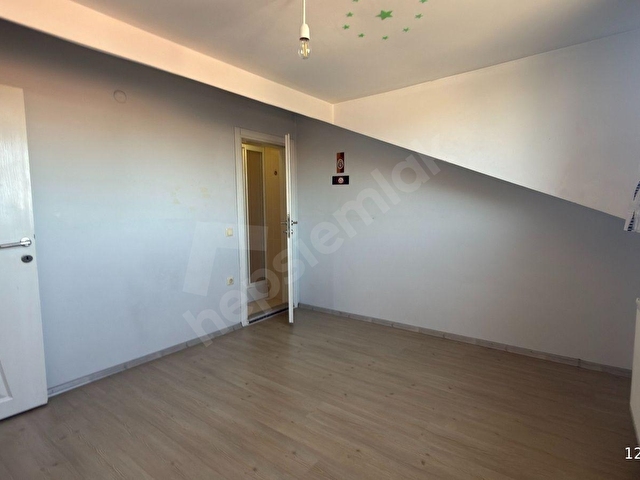 REMAX MAVİDEN BAHÇELİEVLER MAH.DE SATILIK 4+1 DUBLEKS DAİRE - Görsel 29