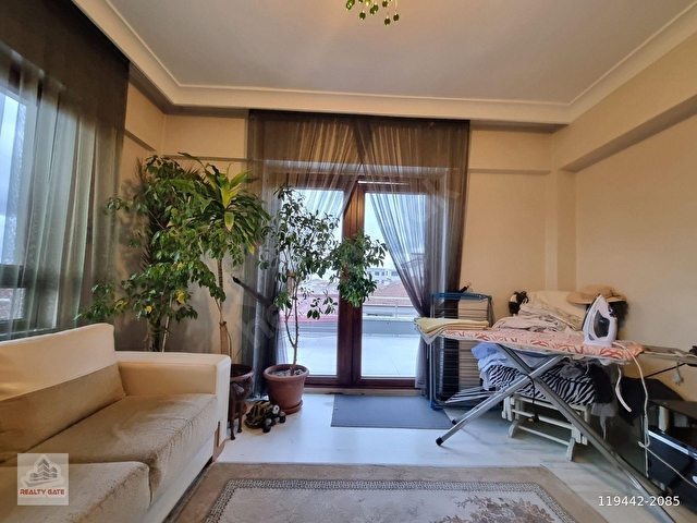 LÜKS YAPILI - METROYA YÜRÜME MESAFESİNDE 7 dk-TERASLI -5+1 DAİRE - Görsel 2