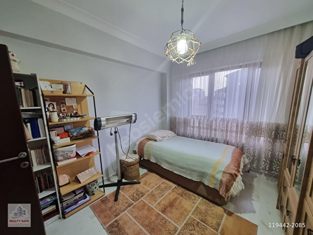 LÜKS YAPILI - METROYA YÜRÜME MESAFESİNDE 7 dk-TERASLI -5+1 DAİRE - Görsel 20