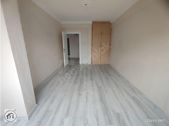 KARDEŞTEN AKÇAY ALTINKUMDA DOĞALGAZLI ARA KAT BAHÇE CEPHELİ AYRI MUTFAKLI GENİŞ 2+1 DAİRE - Görsel 13