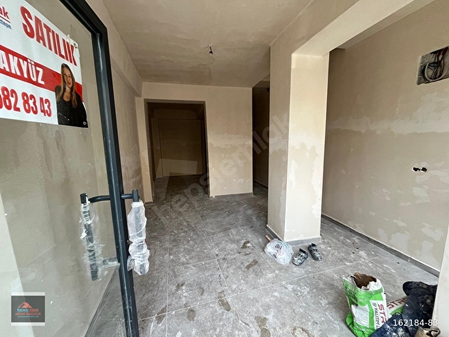 KADIKÖY MERDİVENKÖY ŞAİR ARŞİ CADDE ÜZERİNDE SATILIK İŞYERİ - Görsel 5