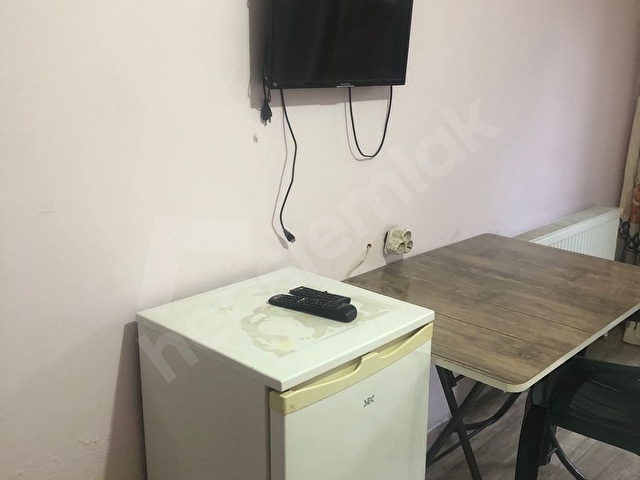 Ezine merkezi konumda uygun kiralık 1+0 daireler - Görsel 12