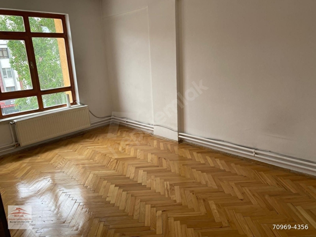 OSMAN GAZİ CADDESİ ÜZERİNDE ORTA KAT ÖN CEPHE BAĞIMSIZ SALON GENİŞ 3+1 DAİRE - Görsel 2