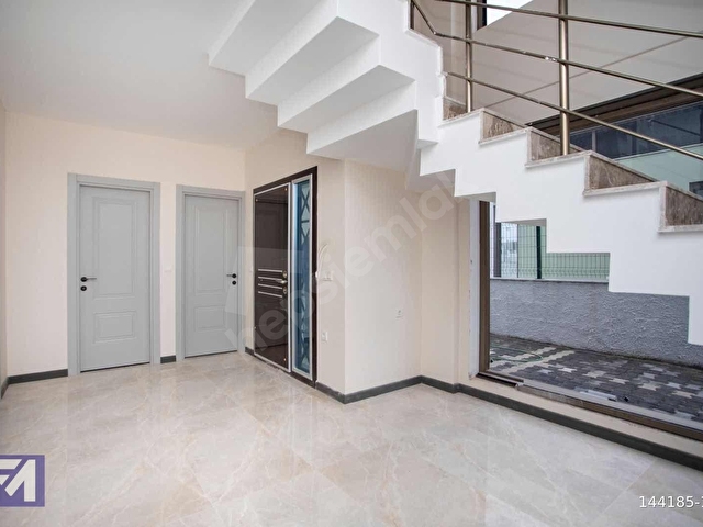 Foçaköy de satılık villa - Görsel 24