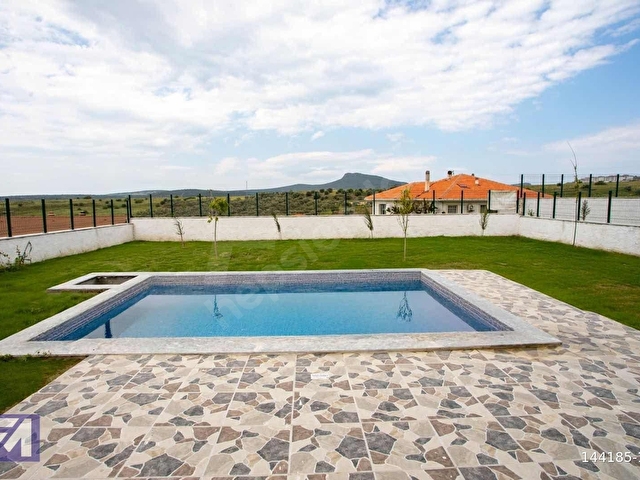 Foçaköy de satılık villa - Görsel 14
