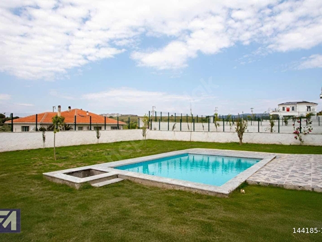 Foçaköy de satılık villa - Görsel 16