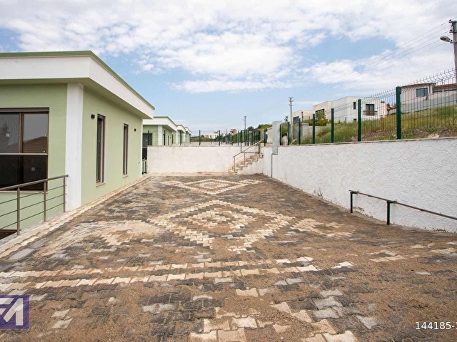 Foçaköy de satılık villa - Görsel 9