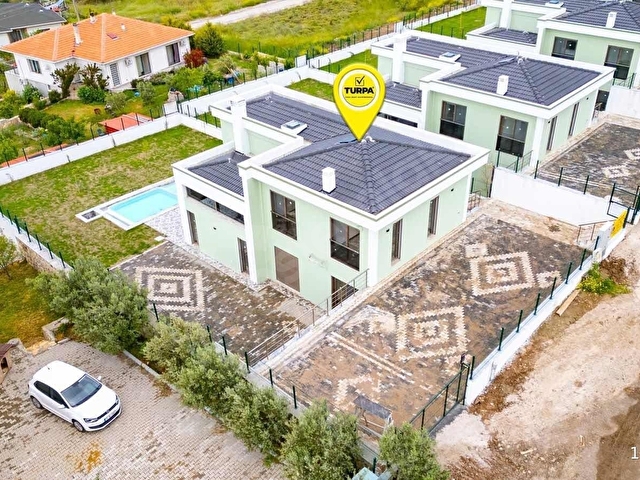 Foçaköy de satılık villa - Görsel 6