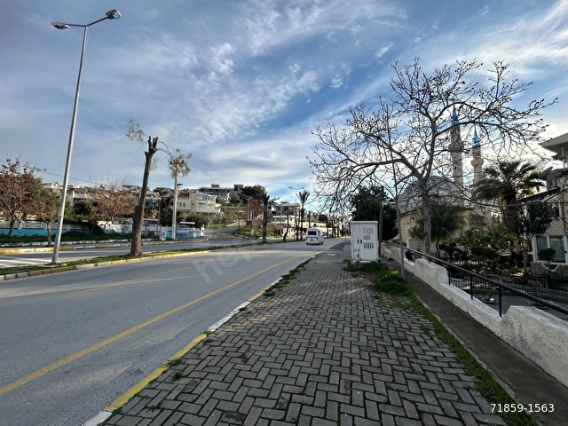 KUŞADASINDA SAHİLE YÜRÜME MESAFESİNDE MÜSTAKİL 4+1 VİLLA - Görsel 9