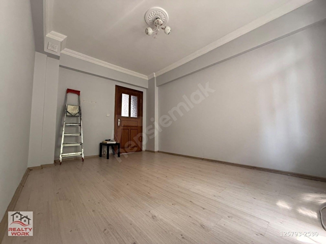 SINIRSIZ KREDİ İMKANLI GENİŞ VE KULLANIŞLI 3+1 KATTA TEK DAİRE - Görsel 23