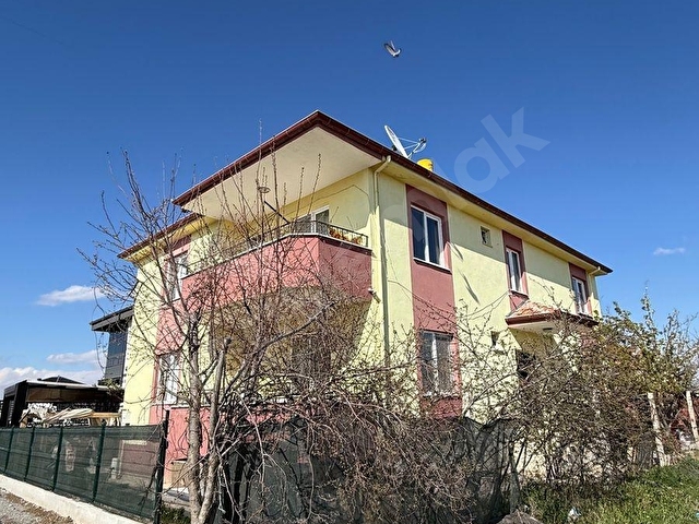 SATILIK 2 KATLI MÜSTAKİL EV – ÇİFT DAİRE + GENİŞ ARSA - Görsel 2