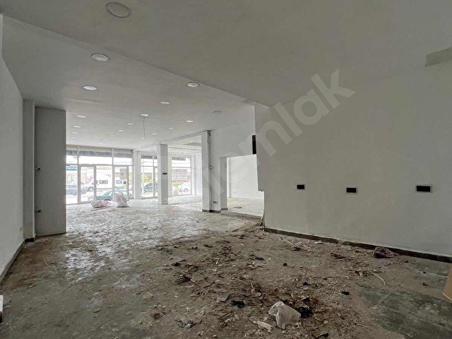 HORİZON AVM KARŞISI 210 M2 CADDE ÜZERİ GENİŞ KİRALIK DÜKKAN - Görsel 6