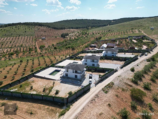 DURANTAŞDA ANAHTAR TESLİM 3 ADET ULTRA LÜKS SATILIK BAĞ EVİ