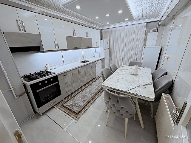 !!TAMKOÇDAN CADDE YAKINI KATTA FULL YAPILI ULTRA LÜX 3+1 DAİRE - Görsel 3