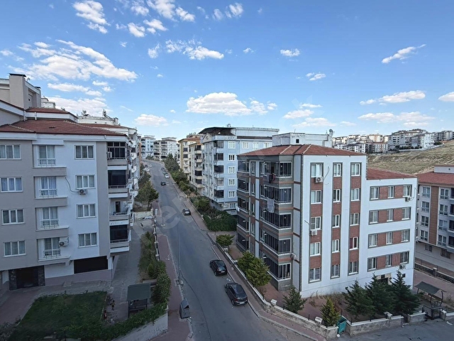 GÜNEYKENTTE SATILIK MERKEZİ KONUMDA SİTE İÇİ ARA KAT 3+1 DAİRE - Görsel 15