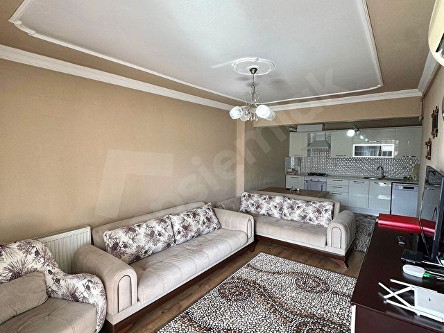 GÖRAL EMLAKTAN MEGALARDA 2+1 TAKASA AÇIK FIRSAT DAİRE - Görsel 5