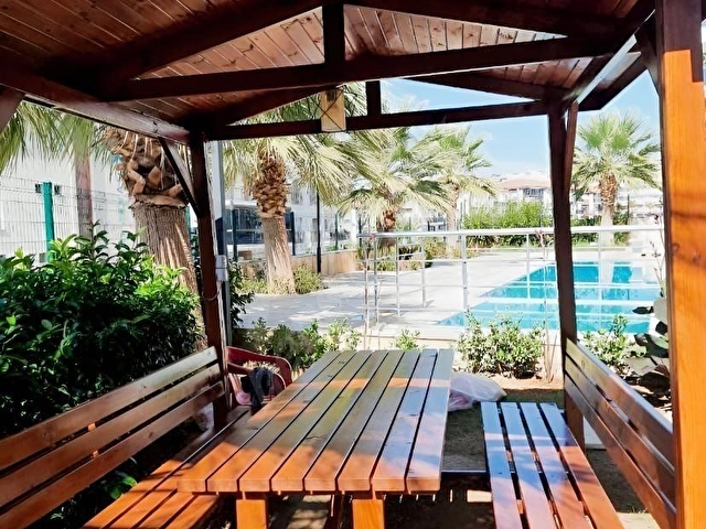 KUŞADASI BAHÇE KATI HAVUZ MANZARALI 1+1ACİL SATILIK FIRSAT DAİRE - Görsel 25
