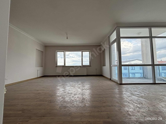 3+1 Ayrı Mutfaklı 160 m² Yüksek Kredili Satılık Daire - Görsel 28