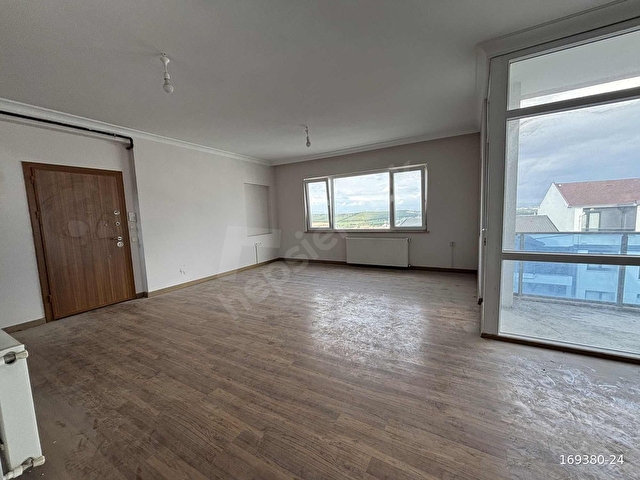 3+1 Ayrı Mutfaklı 160 m² Yüksek Kredili Satılık Daire - Görsel 9