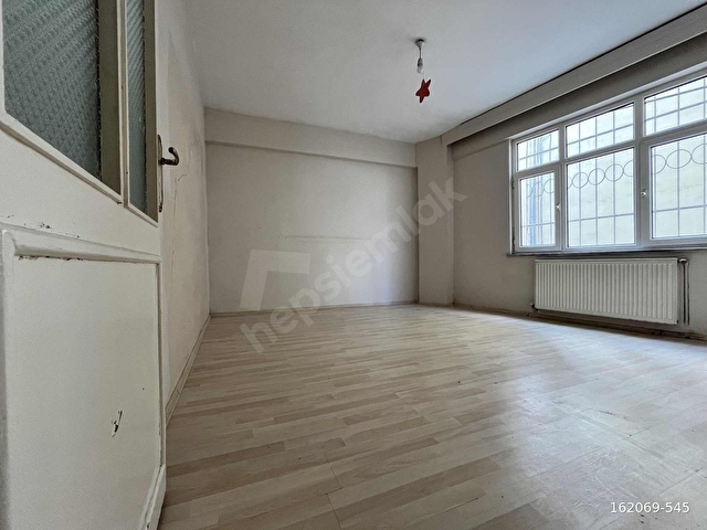EMİNEVİME UYGUN 3+1 120m2 İSKANLI KREDİYE UYGUN FIRSAT DAİRE - Görsel 15