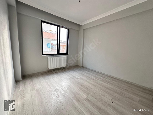 KARASUDA ARA KAT EMSALSİZ FİYATA FIRSAT YATIRIMLIK 2+1 DAİRE - Görsel 16
