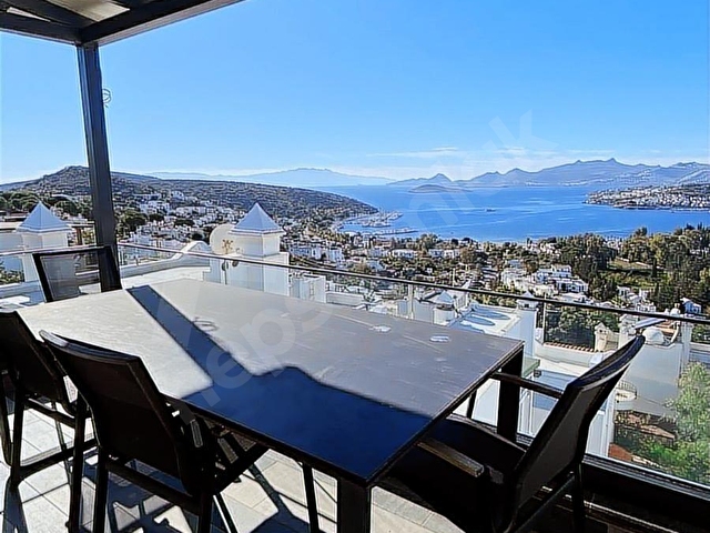 Bitez Panoromik Deniz Manzaralı Bahçeli 2+1 Daire