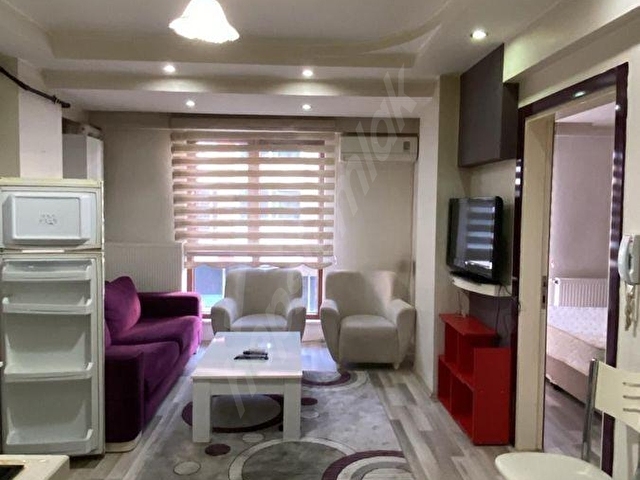 Saltak caddesi yakını çınara bayramyerine yürüme mesafesinde 1+1 apart