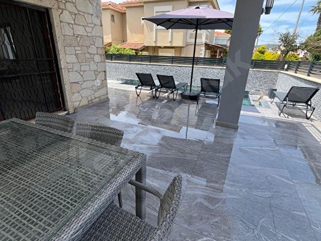 Alaçatı göbene de sezonluk kiralık müstakil ev ve havuzlu villa - Görsel 23