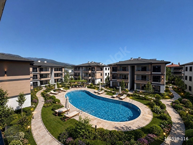GÜÇLÜ KARDEŞLER DENİZE 200 METRE HAVUZLU SİTE LÜKS 1+1 DAİRE